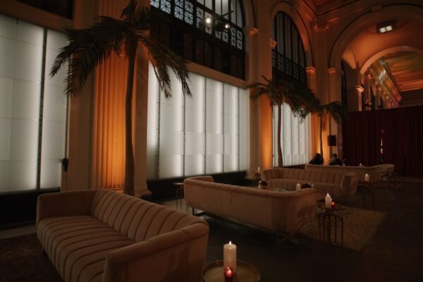 Event planning, custom decor, and AV services for LCE’s annual corporate meeting wrap-up party.