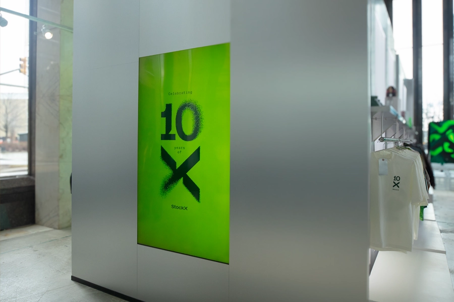 Monitor displaying event logo